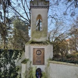 Sennyey-Bezerédj-Békássy kastély, Zsennye - Külső kép