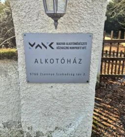 Sennyey-Bezerédj-Békássy kastély