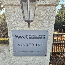 Sennyey-Bezerédj-Békássy kastély, Zsennye - Külső kép