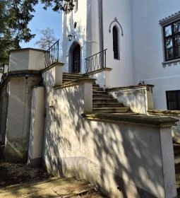 Sennyey-Bezerédj-Békássy kastély