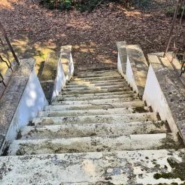 Sennyey-Bezerédj-Békássy kastély, Zsennye - Külső kép