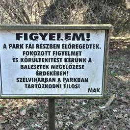 Sennyey-Bezerédj-Békássy kastély, Zsennye - Külső kép