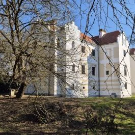 Sennyey-Bezerédj-Békássy kastély, Zsennye - Külső kép