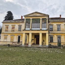 Sényi-kastély Balogunyom - Külső kép