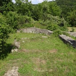 Sibrik-dombi római erőd és ispáni vár romjai Visegrád - Külső kép