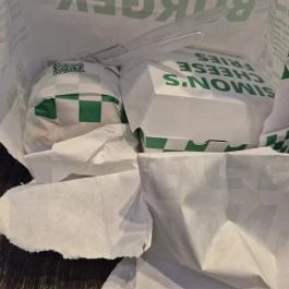 Simon's Burger - Allee Budapest - Étel/ital