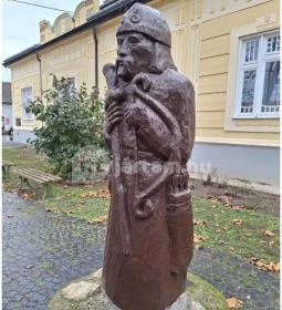 Solt fejedelem szobra