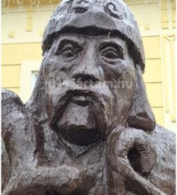 Solt fejedelem szobra