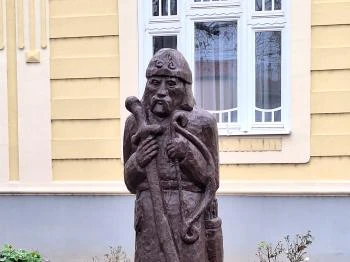 Solt fejedelem szobra Solt