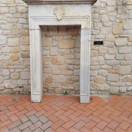 Solymári vár, Solymár - Belső