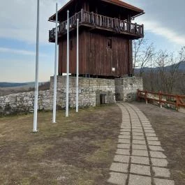 Solymári vár, Solymár - Külső kép