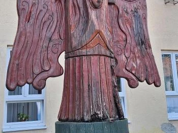 Solymosi Turul szobor Gyöngyössolymos