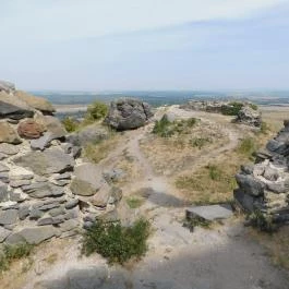 Somlói vár Doba - Külső kép