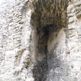 Somlói vár Doba - Külső kép