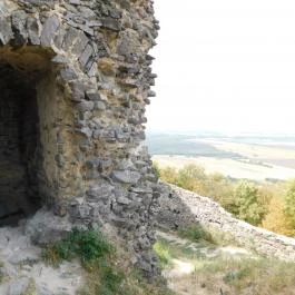 Somlói vár Doba - Külső kép