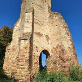 Somolyi templomrom, Regöly - Külső kép