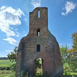 Somolyi templomrom, Regöly - Külső kép