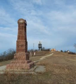 Soós Lajos emlékoszlop