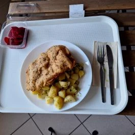 Sott' íz Ebédlő Pusztaszabolcs - Étel/ital