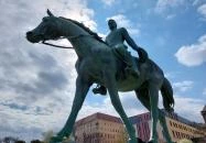 Sportlovas szobor Budapest