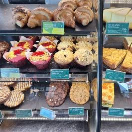 Starbucks - Auchan, Budaörs - Étel/ital