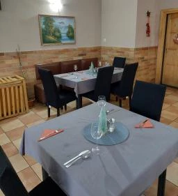 Stefano & Mamut Ételbár & Kávézó