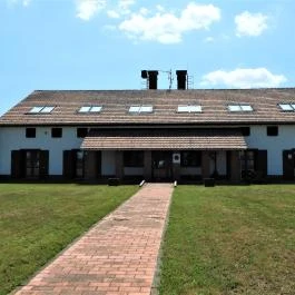 Sterbetz István Túzokvédelmi Látogatóközpont KMNP, Dévaványa - Külső kép