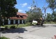 Sterbetz István Túzokvédelmi Látogatóközpont KMNP Dévaványa