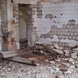 Strasszer-kastély romjai Igar - Belső