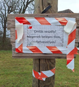 Strasszer-kastély romjai