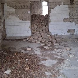 Strasszer-kastély romjai Igar - Belső