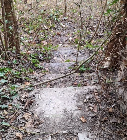 Strasszer-kastély romjai