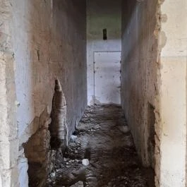 Strasszer-kastély romjai Igar - Belső