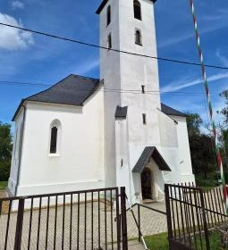 Sülyi Kisboldogasszony templom