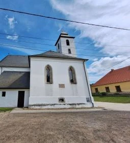 Sülyi Kisboldogasszony templom