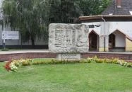 Summás emlékmű Mezőkövesd