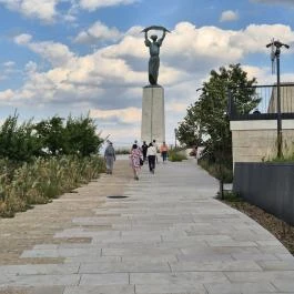 Szabadság szobor, Budapest - Külső kép