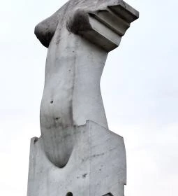 A szabadság temploma emlékmű