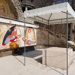 Szabadtéri oltár Mátraverebély - Külső kép