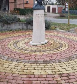 Szabolcs vezér szobra