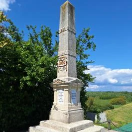 Szabolcsi földvár, Szabolcs - Külső kép