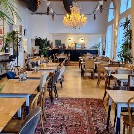 Szaletly Vendéglő & Kert Budapest - Belső