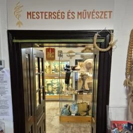 SZALMA-KINCS-TÁR - Nemzetközi Szalmagyűjtemény, Zengővárkony - Belső