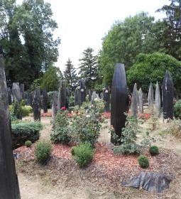 Szatmárcsekei csónakos fejfás református temető