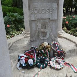 Szatmárcsekei csónakos fejfás református temető Szatmárcseke - Belső