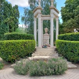 Szatmárcsekei csónakos fejfás református temető Szatmárcseke - Külső kép