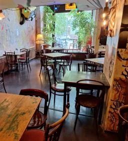 Szatyor Bár & Galéria