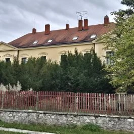 Széchenyi vadászkastély Pusztacsalád - Külső kép