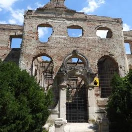 Széchenyi-Wenckheim kastélyrom Békéscsaba - Külső kép