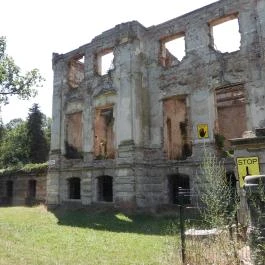 Széchenyi-Wenckheim kastélyrom Békéscsaba - Külső kép